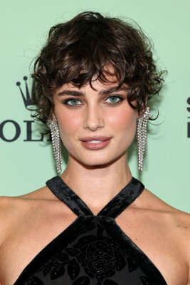 Taylor Hill – Springsteen Premiere at 63rd NYFF 2025