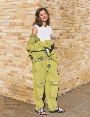 Taylor Hill pic #1042344