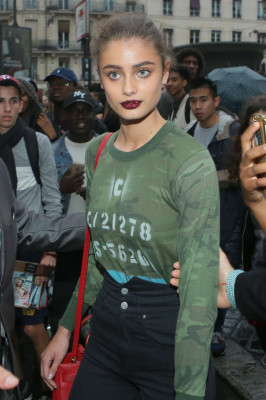 Taylor Hill pic #863050