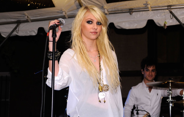 photo 27 in Taylor Momsen gallery [id194920] 2009-11-04 00:00:00