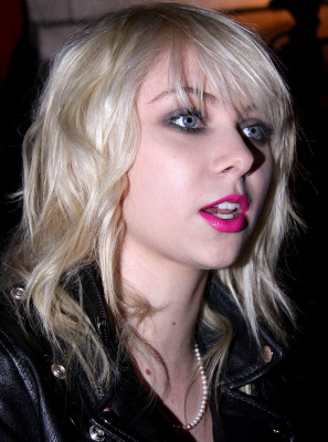 photo 10 in Taylor Momsen gallery [id155223] 2009-05-13 00:00:00