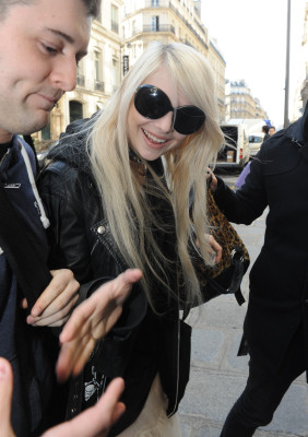 photo 22 in Momsen gallery [id360614] 2011-03-24 00:00:00