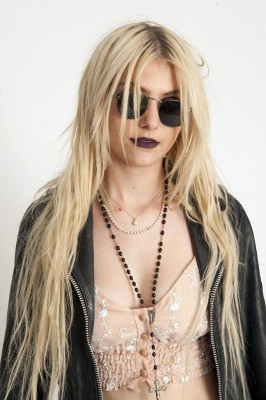 photo 21 in Momsen gallery [id277709] 2010-08-13 00:00:00