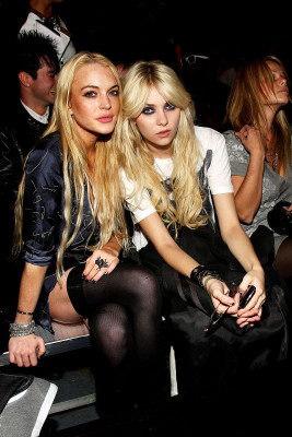photo 27 in Taylor Momsen gallery [id247361] 2010-04-07 00:00:00