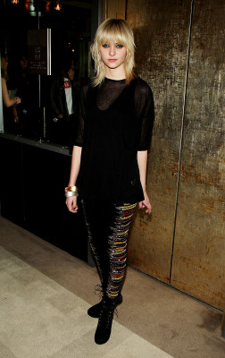 photo 5 in Momsen gallery [id252401] 2010-04-29 00:00:00