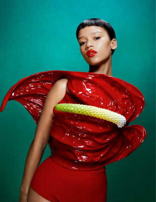 Taylor Russell         pic #1318017