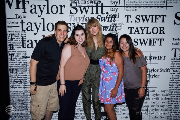 Taylor Swift pic #1048103