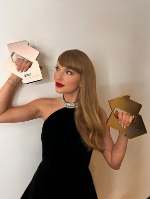 Taylor Swift – at Official Charts Uk, October 2025