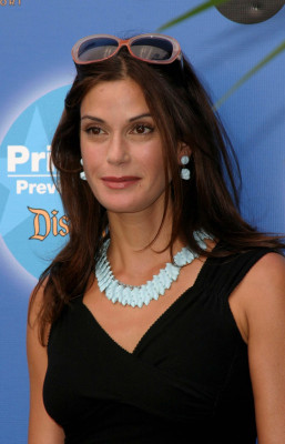 photo 25 in Teri Hatcher gallery [id186844] 2009-10-05 00:00:00