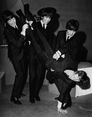 photo 4 in The Beatles gallery [id426159] 2011-12-05 00:00:00