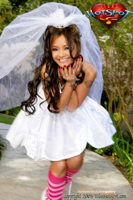 Tila Tequila pic #114996
