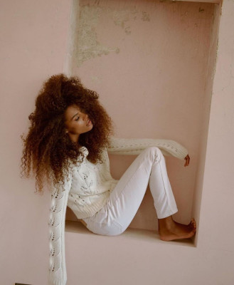 Tina Kunakey pic #1232660