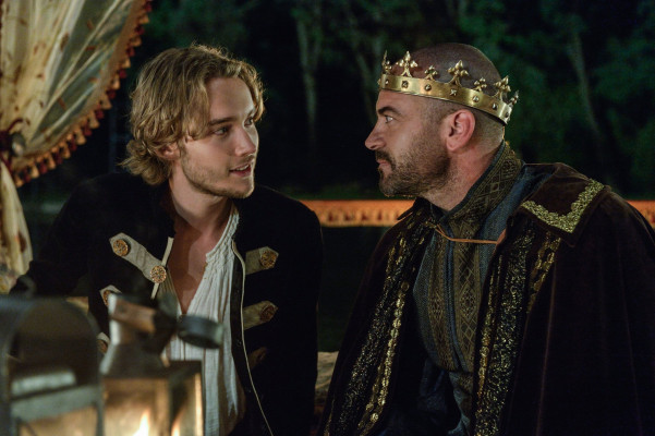 Toby Regbo  pic #711419