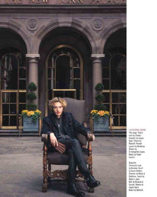 Toby Regbo  pic #708578