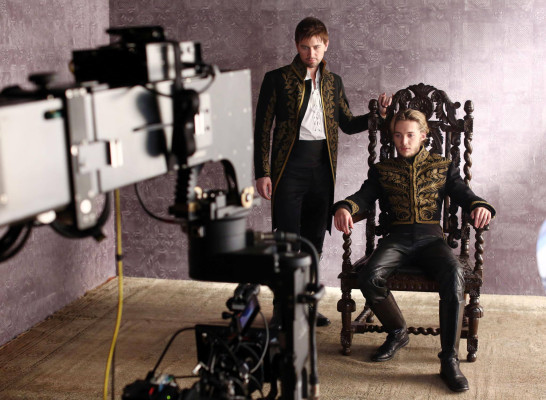 Toby Regbo  pic #716764