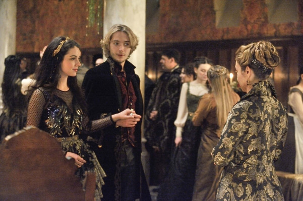 photo 15 in Toby Regbo  gallery [id706478] 2014-06-09 00:00:00