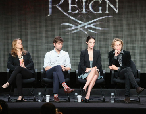 Toby Regbo  pic #709224