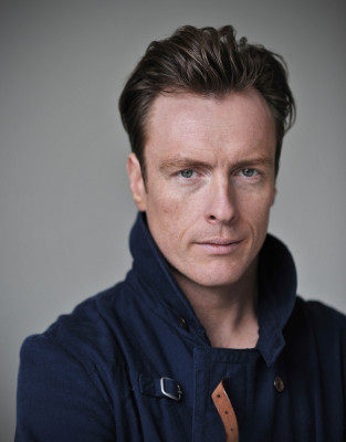 photo 3 in Toby Stephens gallery [id363208] 2011-03-29 00:00:00
