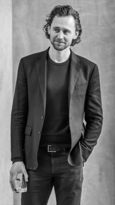 Tom Hiddleston pic #1132662