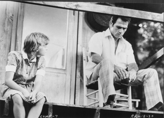 Tommy Lee Jones pic #363101