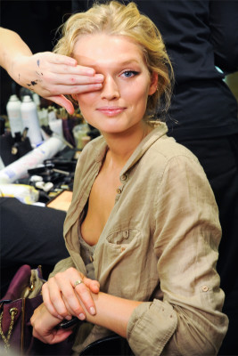 Toni Garrn pic #460081
