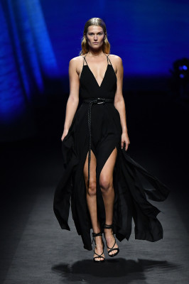 Toni Garrn pic #1188031