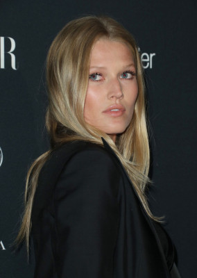 Toni Garrn pic #963498
