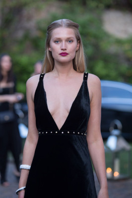 Toni Garrn pic #1103182