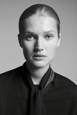 Toni Garrn pic #1128140