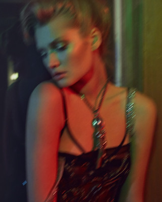 Toni Garrn pic #1004668