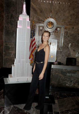 Toni Garrn pic #804006