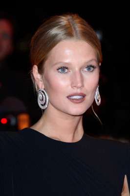 Toni Garrn pic #1295660