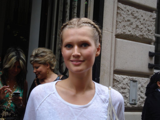 Toni Garrn pic #508233