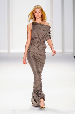 Toni Garrn pic #460080