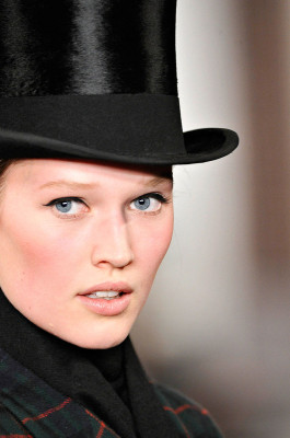 Toni Garrn pic #472822