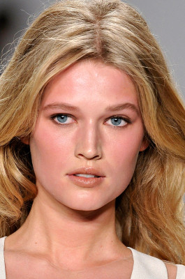 Toni Garrn pic #451614