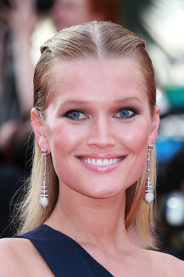 Toni Garrn pic #944435