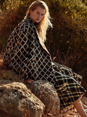 Toni Garrn pic #1130572