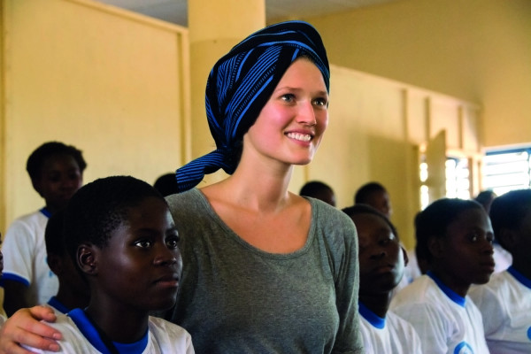 Toni Garrn pic #740032