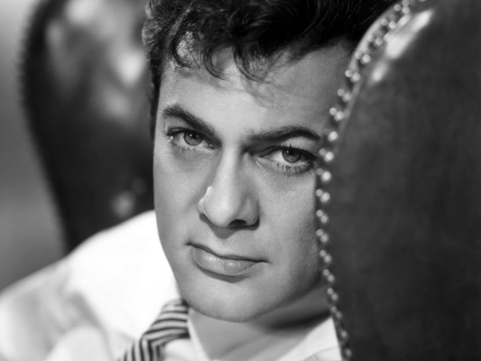 Tony Curtis pic #242644