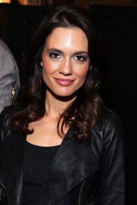 Torrey DeVitto pic #497414
