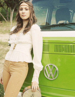 Troian Avery Bellisario pic #482803