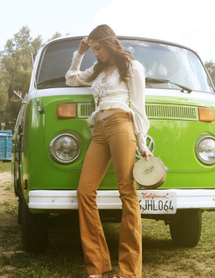 Troian Avery Bellisario pic #482804