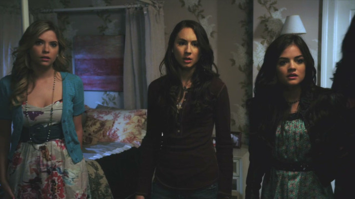 Troian Avery Bellisario pic #788772