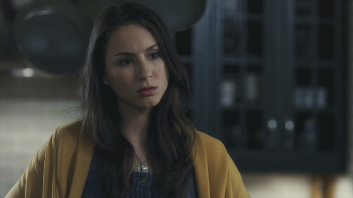 Troian Avery Bellisario pic #788768