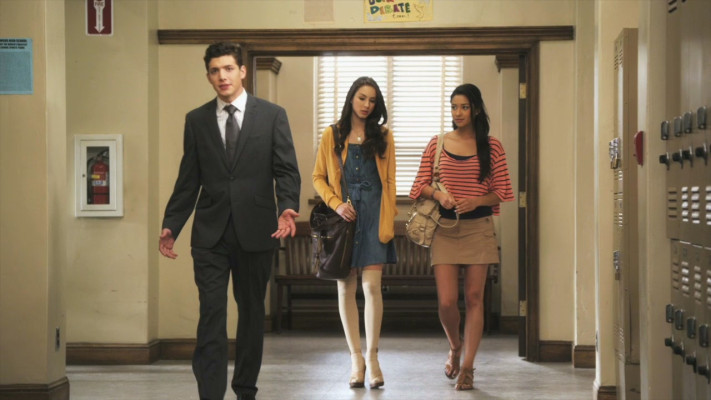 Troian Avery Bellisario pic #782962