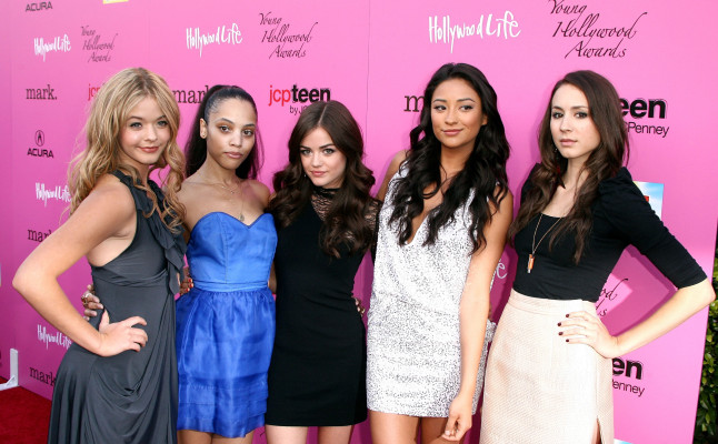 Troian Avery Bellisario pic #774204