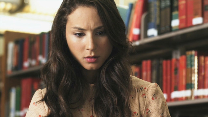Troian Avery Bellisario pic #787703