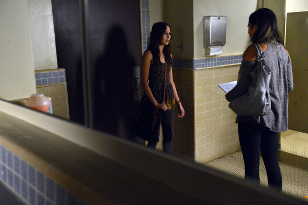 Troian Avery Bellisario pic #798825