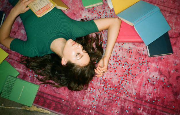 Troian Avery Bellisario pic #840327